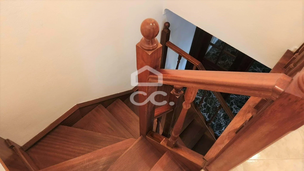 Moradia T3 para Venda em Granja Foto 17