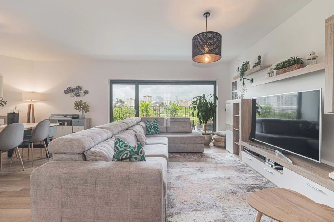 Apartamento T4 para Venda em Lumiar Foto 7