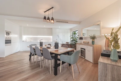 Apartamento T4 para Venda em Lumiar