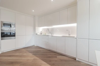 Apartamento T4 para Venda em Lumiar