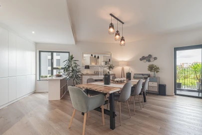 Apartamento T4 para Venda em Lumiar