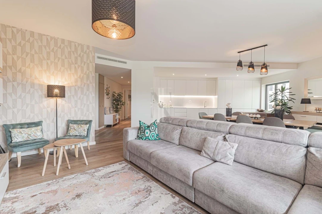 Apartamento T4 para Venda em Lumiar Foto 10