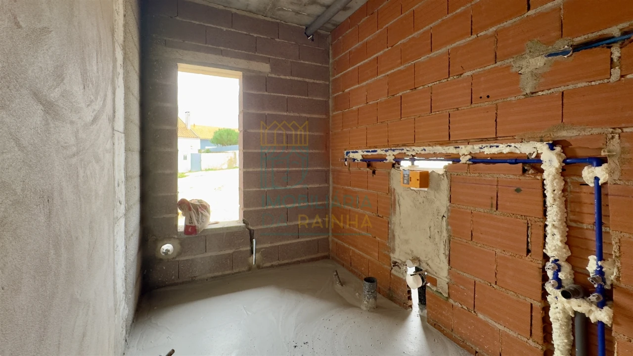 Moradia T3 para Venda em Nossa Senhora do Pópulo, Coto e São Gregório Foto 3