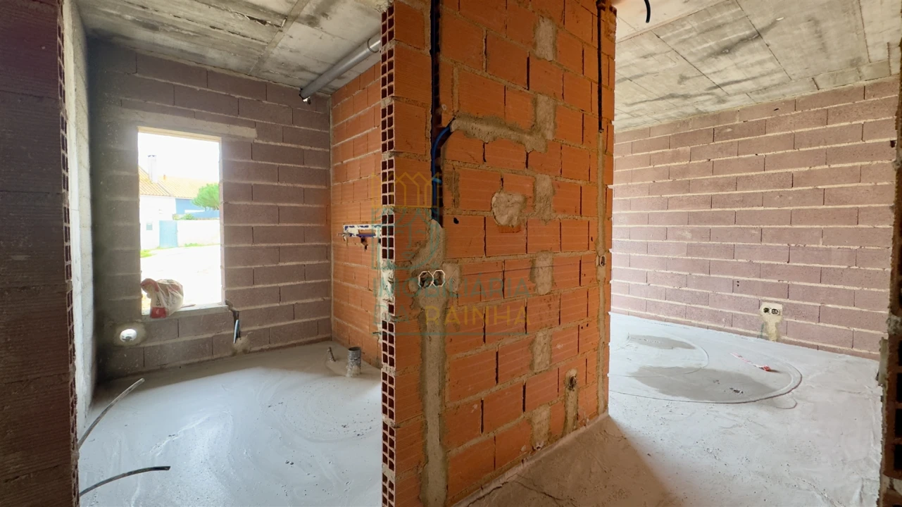 Moradia T3 para Venda em Nossa Senhora do Pópulo, Coto e São Gregório Foto 2