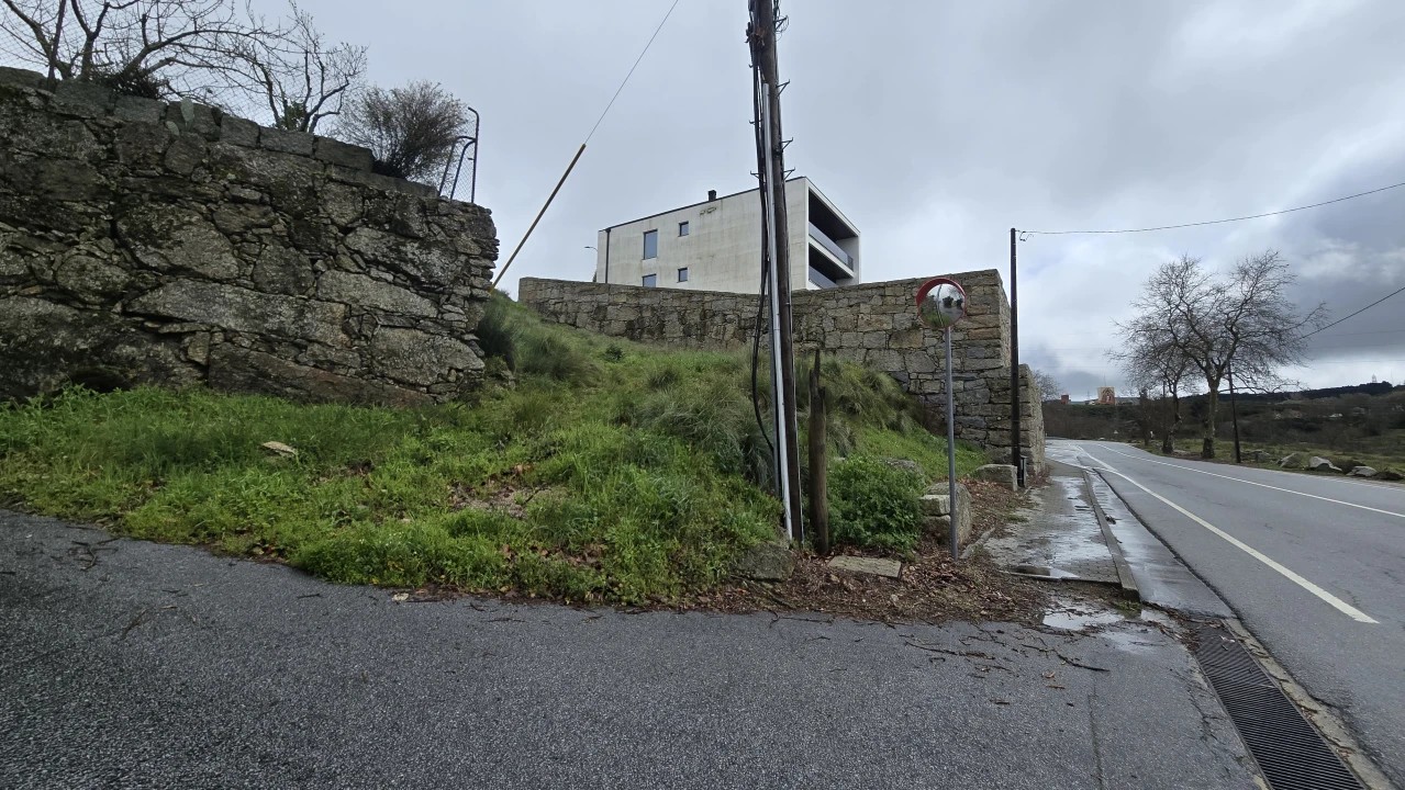 Terreno para Venda em Maçainhas Foto 4