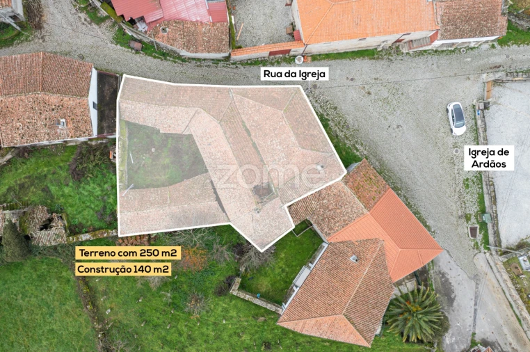 Moradia T2 para Venda em Ardãos e Bobadela Foto 4