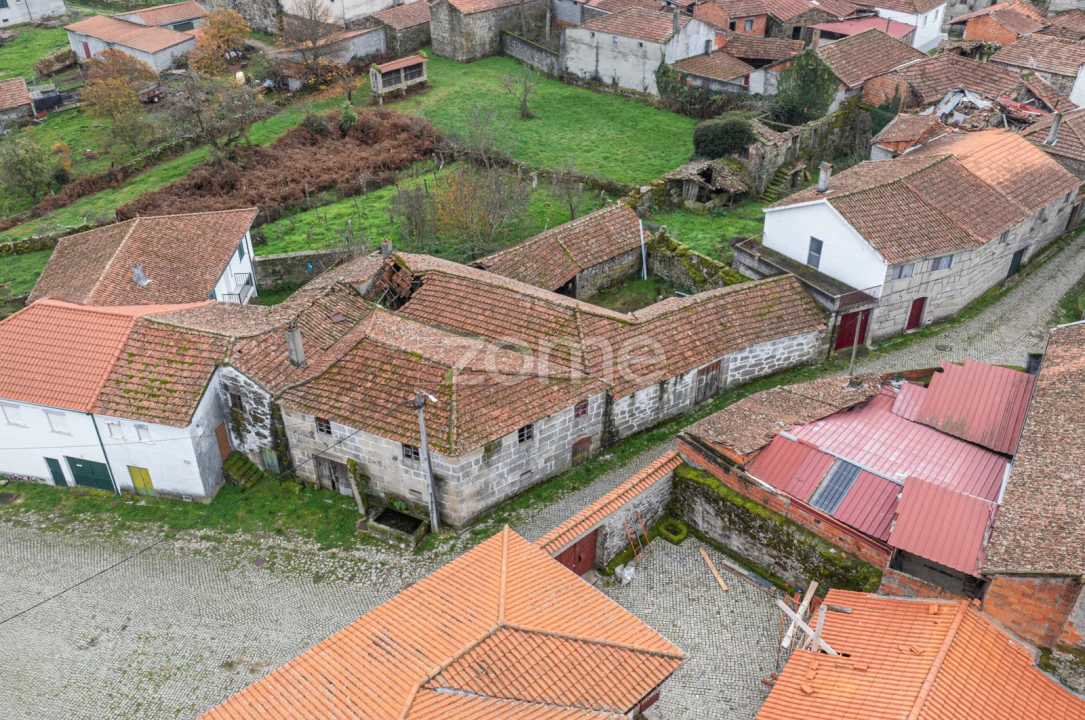 Moradia T2 para Venda em Ardãos e Bobadela Foto 3