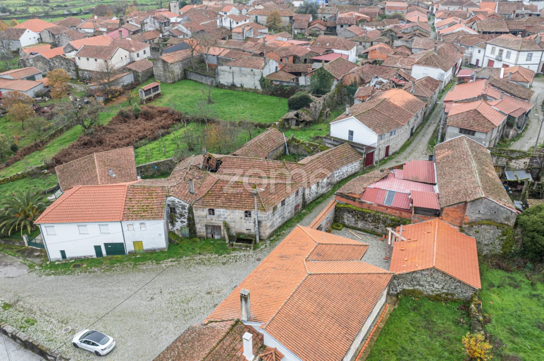 Moradia T2 para Venda em Ardãos e Bobadela Foto 9