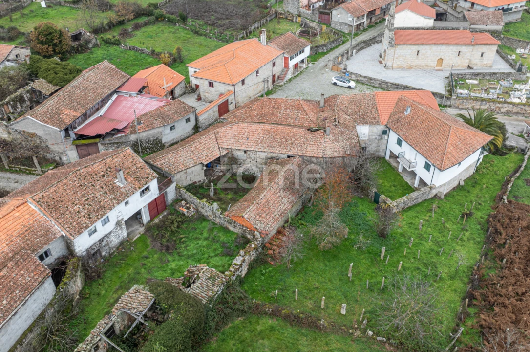 Moradia T2 para Venda em Ardãos e Bobadela Foto 6
