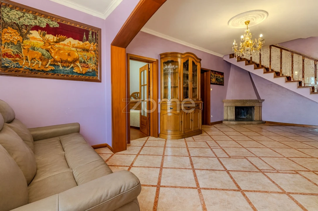 Moradia T4 para Venda em Vila Chã Foto 7