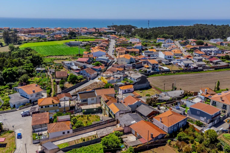Moradia T4 para Venda em Vila Chã Foto 40