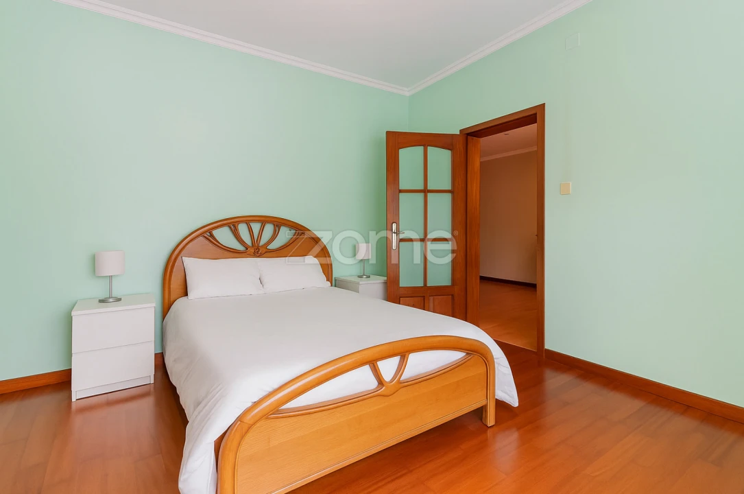 Moradia T4 para Venda em Vila Chã Foto 4