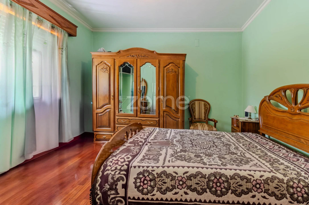 Moradia T4 para Venda em Vila Chã Foto 11