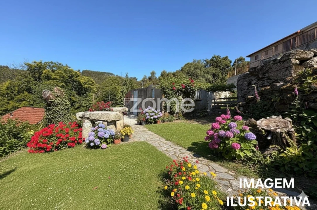 Moradia T2 para Venda em Tabuaças Foto 21