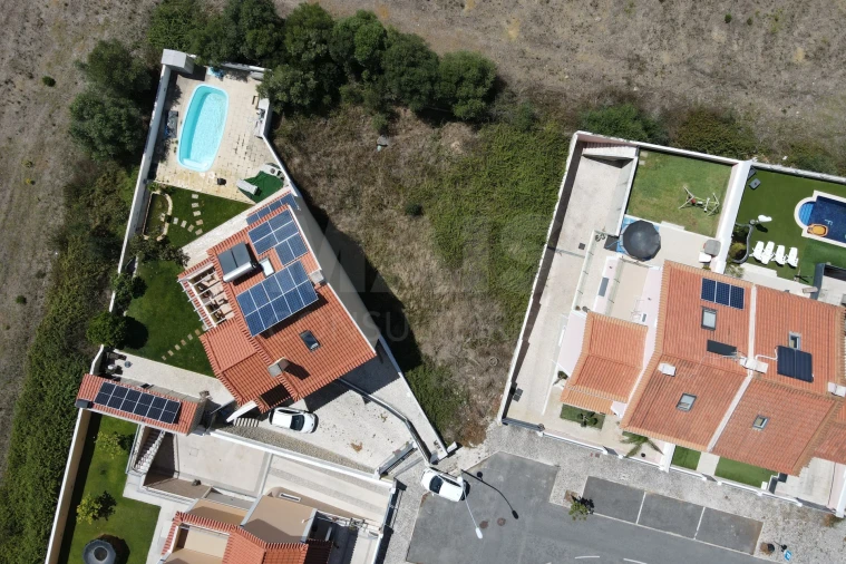 Terreno para Venda em Rio de Mouro Foto 3