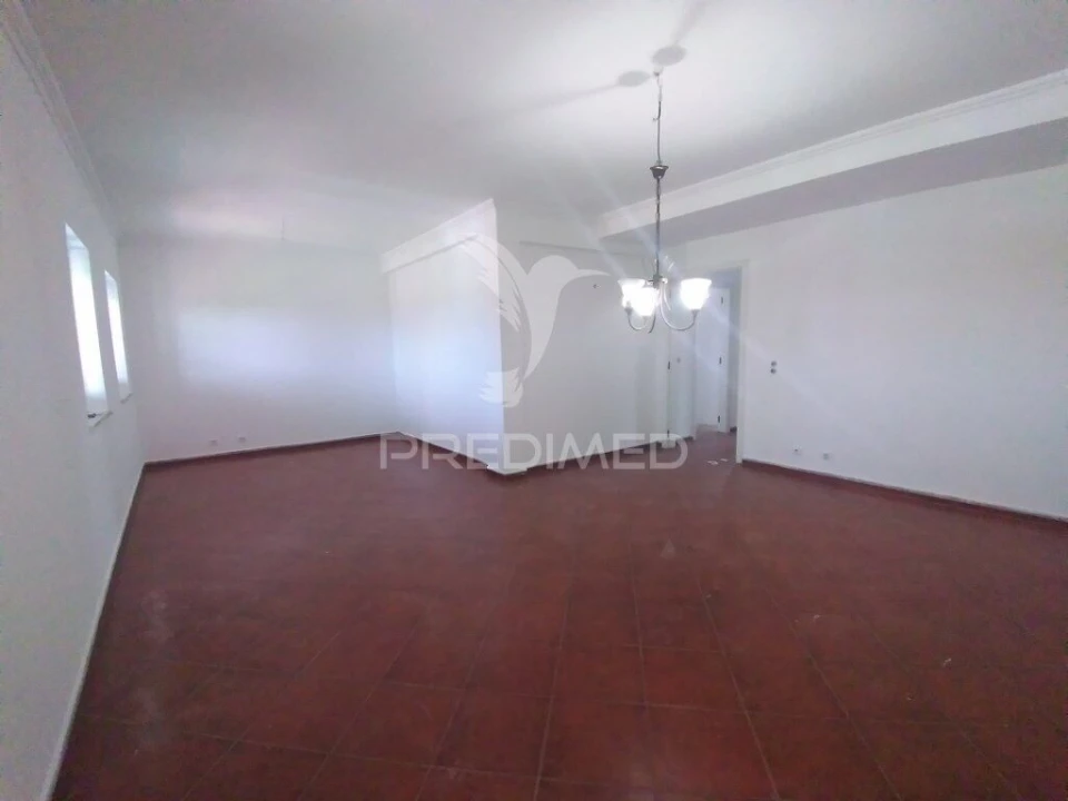 Moradia T5 para Venda em Rio de Mouro Foto 6