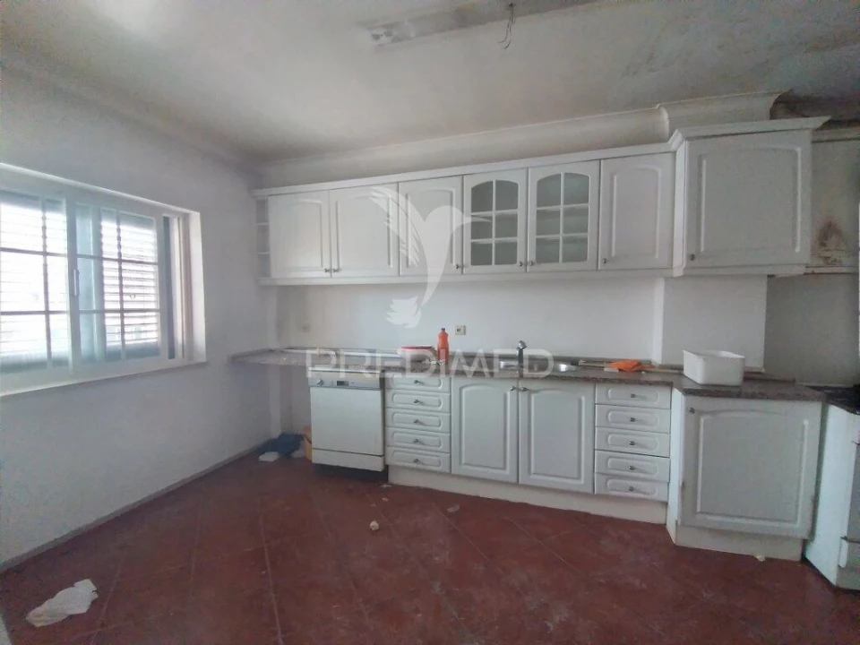 Moradia T5 para Venda em Rio de Mouro Foto 9