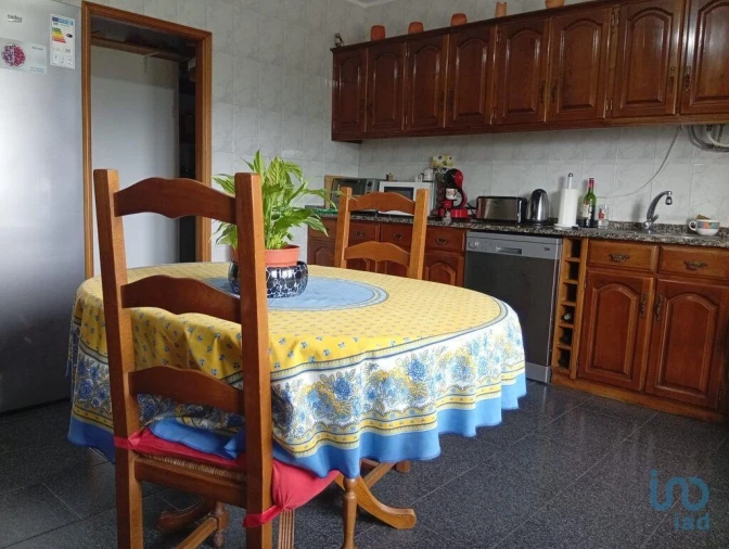 Apartamento T3 para Venda em Delães Foto 8