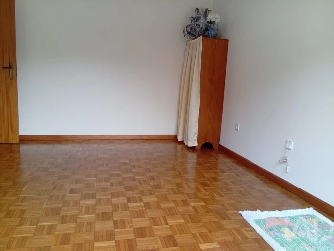 Apartamento T3 para Venda em Delães Foto 15