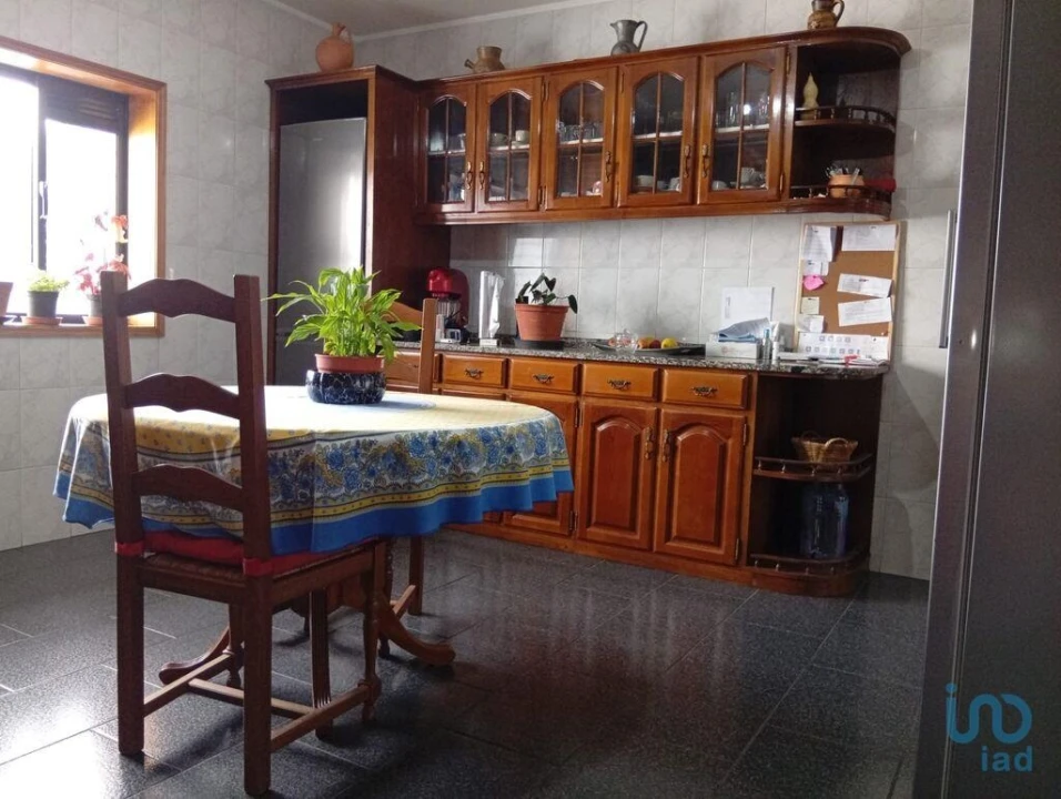 Apartamento T3 para Venda em Delães Foto 5