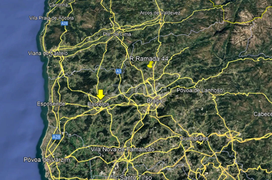 Moradia T3 para Venda em Arcozelo Foto 47