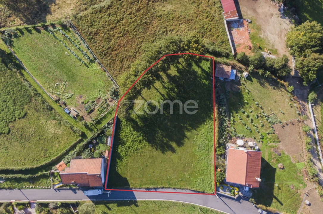 Terreno para Venda em Serzedelo Foto 3