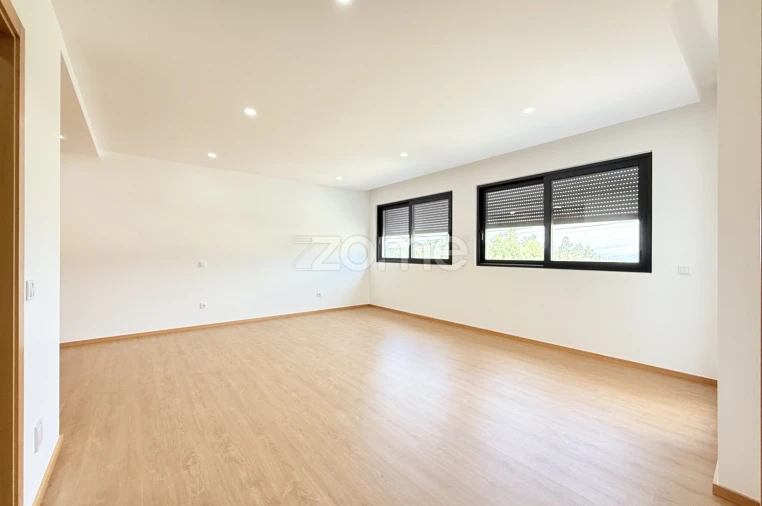 Moradia T4 para Venda em Este (São Pedro e São Mamede) Foto 32