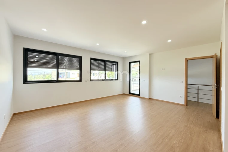 Moradia T4 para Venda em Este (São Pedro e São Mamede) Foto 35