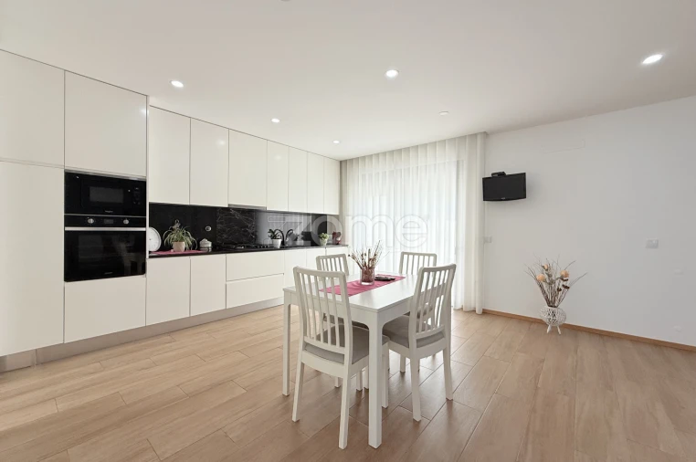 Moradia T4 para Venda em Este (São Pedro e São Mamede) Foto 12