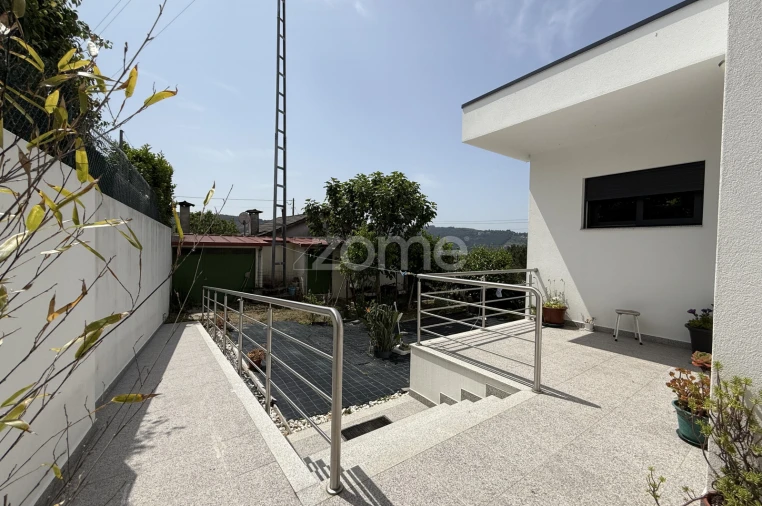 Moradia T4 para Venda em Este (São Pedro e São Mamede) Foto 44