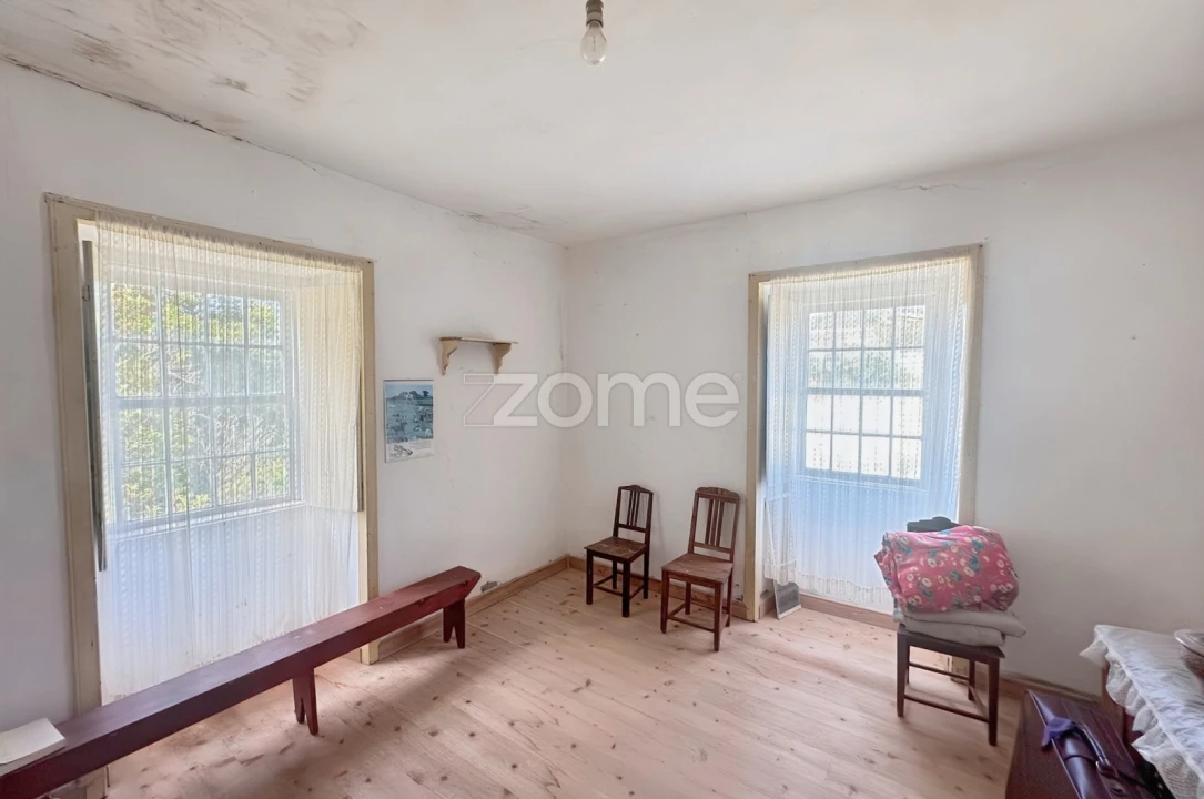 Moradia T1 para Venda em Santo Espirito Foto 11