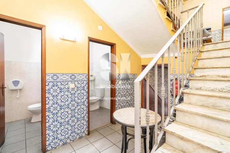 Prédio para Venda em Ançã Foto 9