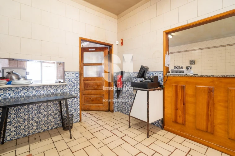 Prédio para Venda em Ançã Foto 12