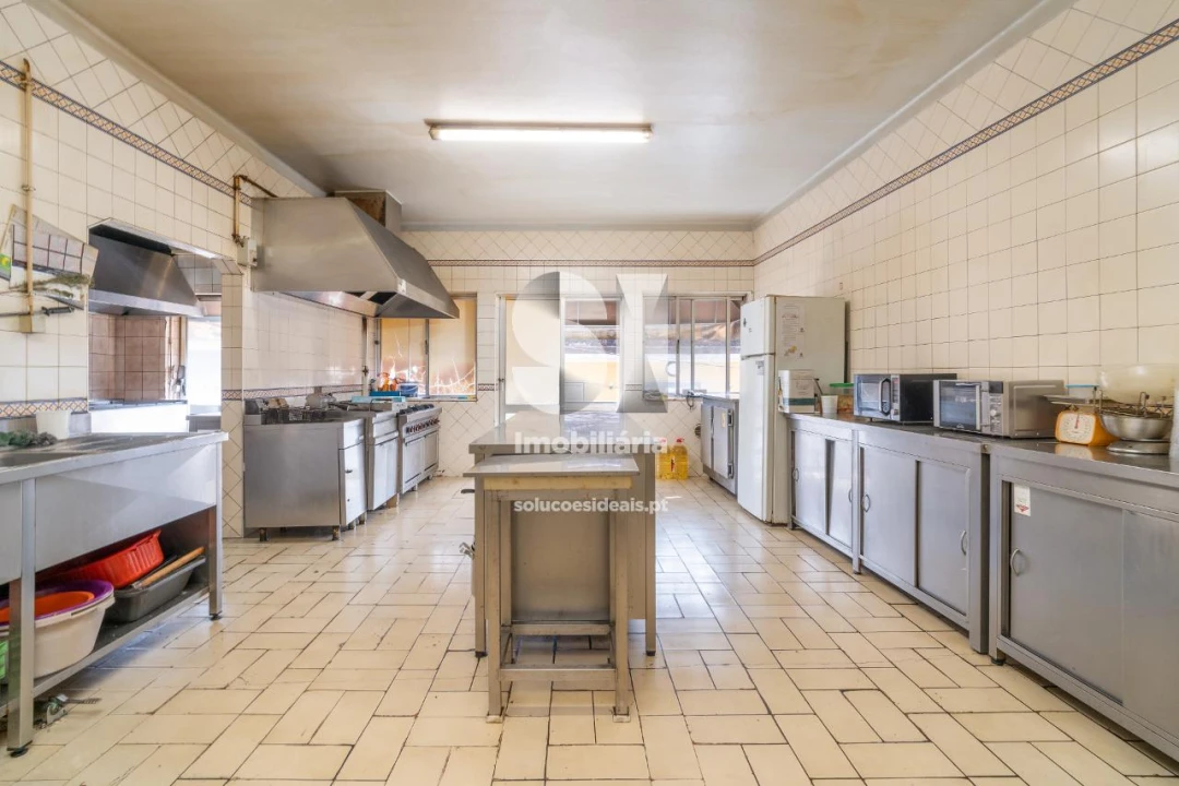 Prédio para Venda em Ançã Foto 14