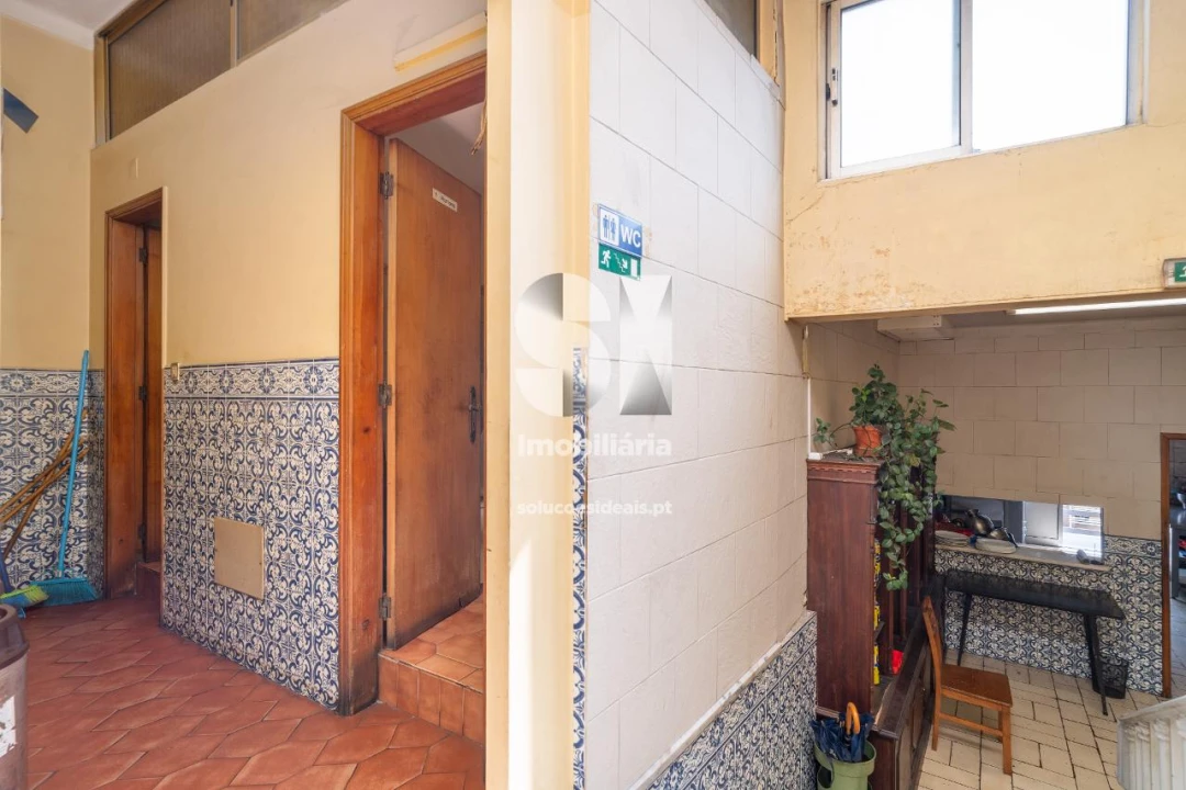 Prédio para Venda em Ançã Foto 19