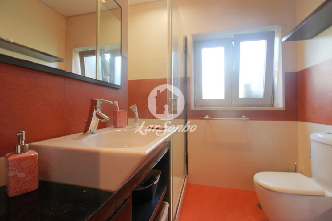 Moradia T3 para Venda em Fradelos Foto 11