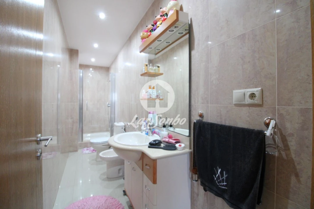 Moradia T3 para Venda em Fradelos Foto 14