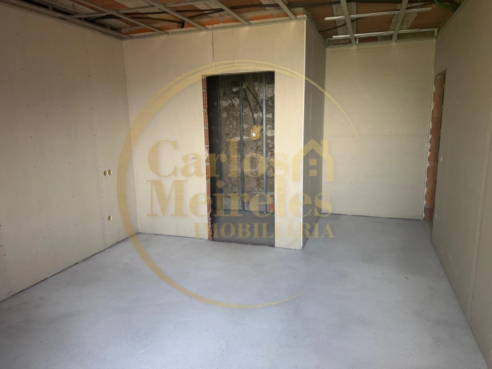 Moradia T6 para Venda em Ribeira do Neiva Foto 14