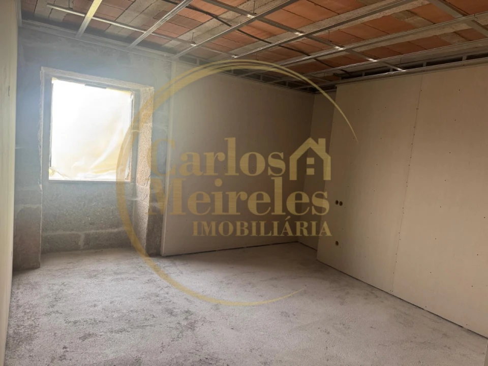 Moradia T6 para Venda em Ribeira do Neiva Foto 21