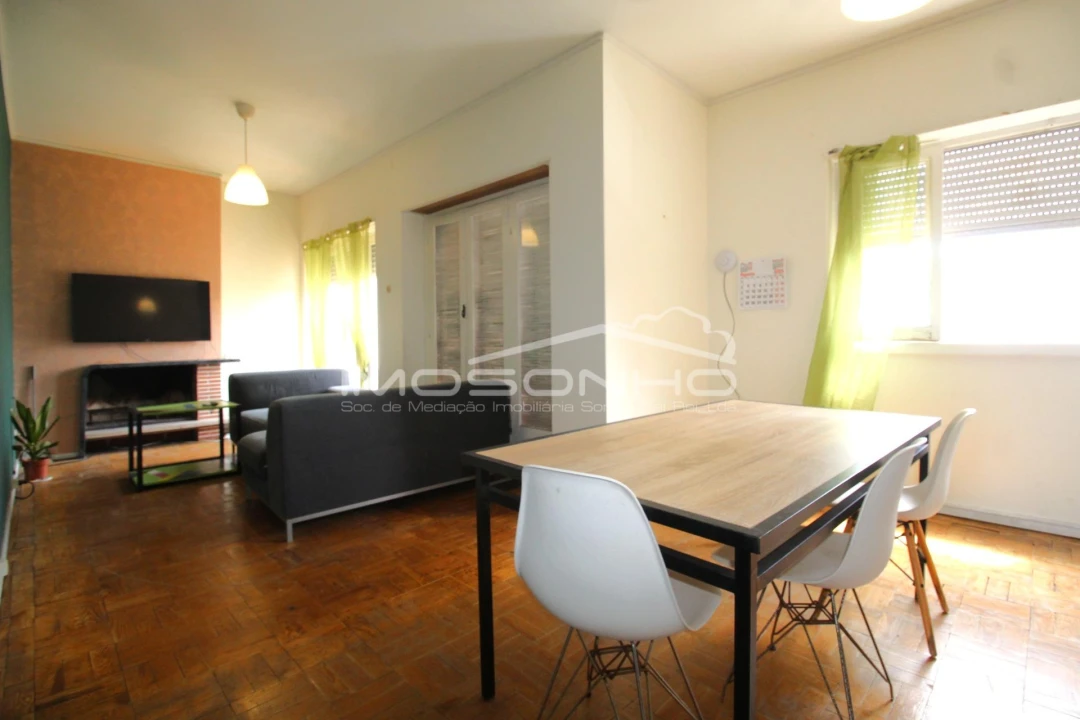 Apartamento T7 para Venda em Marinha Grande Foto 24