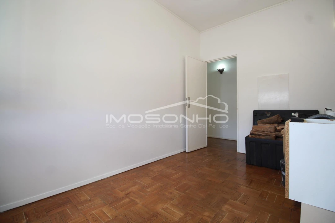 Apartamento T7 para Venda em Marinha Grande Foto 30