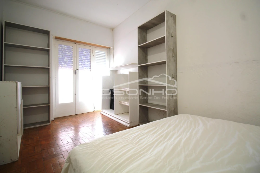 Apartamento T7 para Venda em Marinha Grande Foto 32