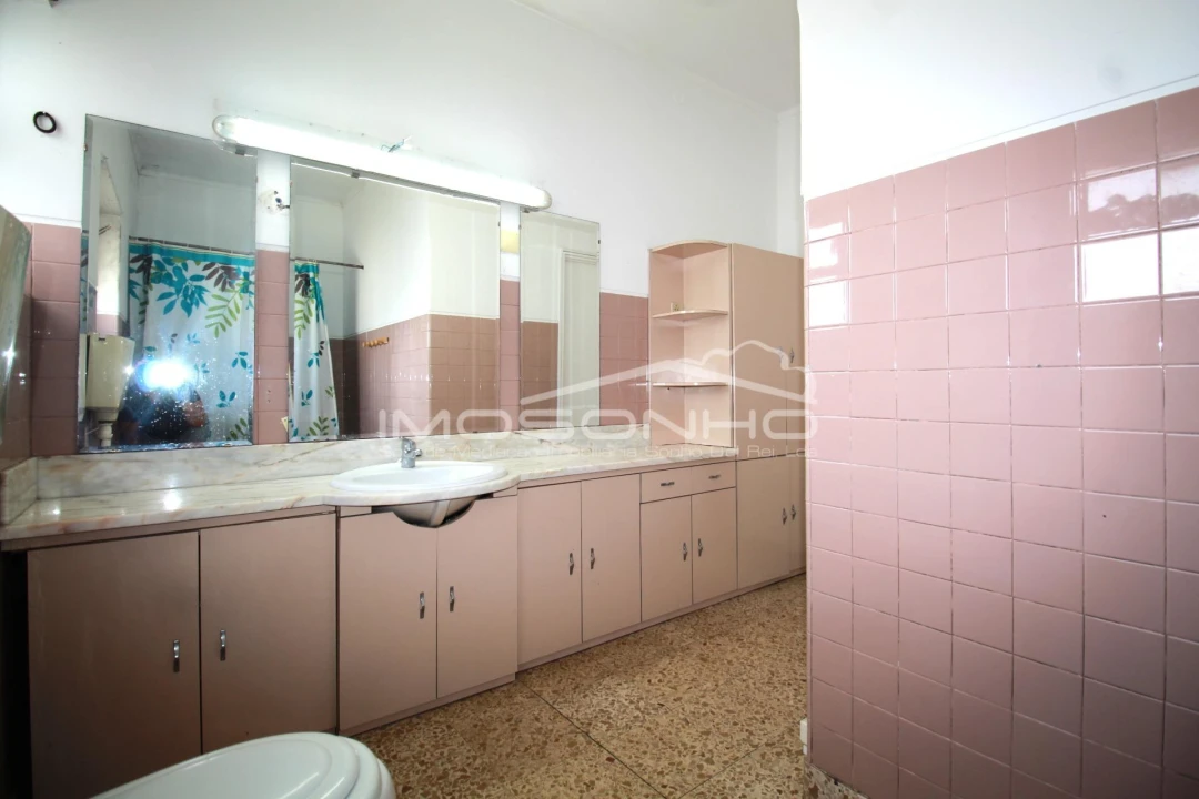 Apartamento T7 para Venda em Marinha Grande Foto 33