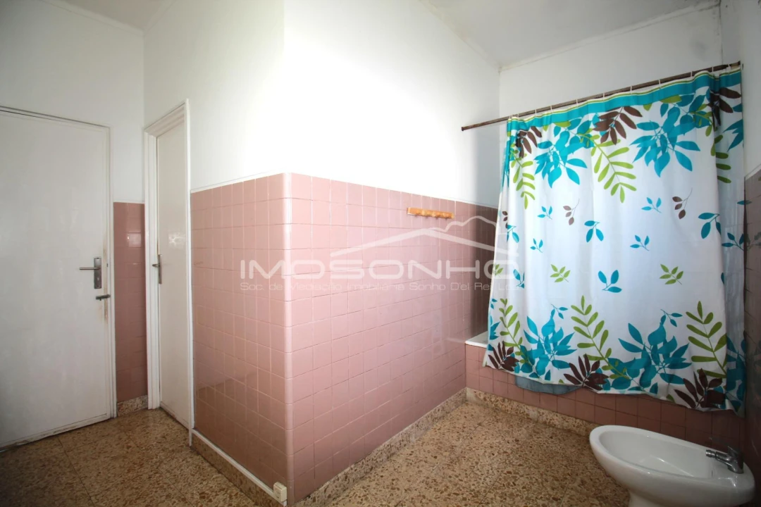 Apartamento T7 para Venda em Marinha Grande Foto 36