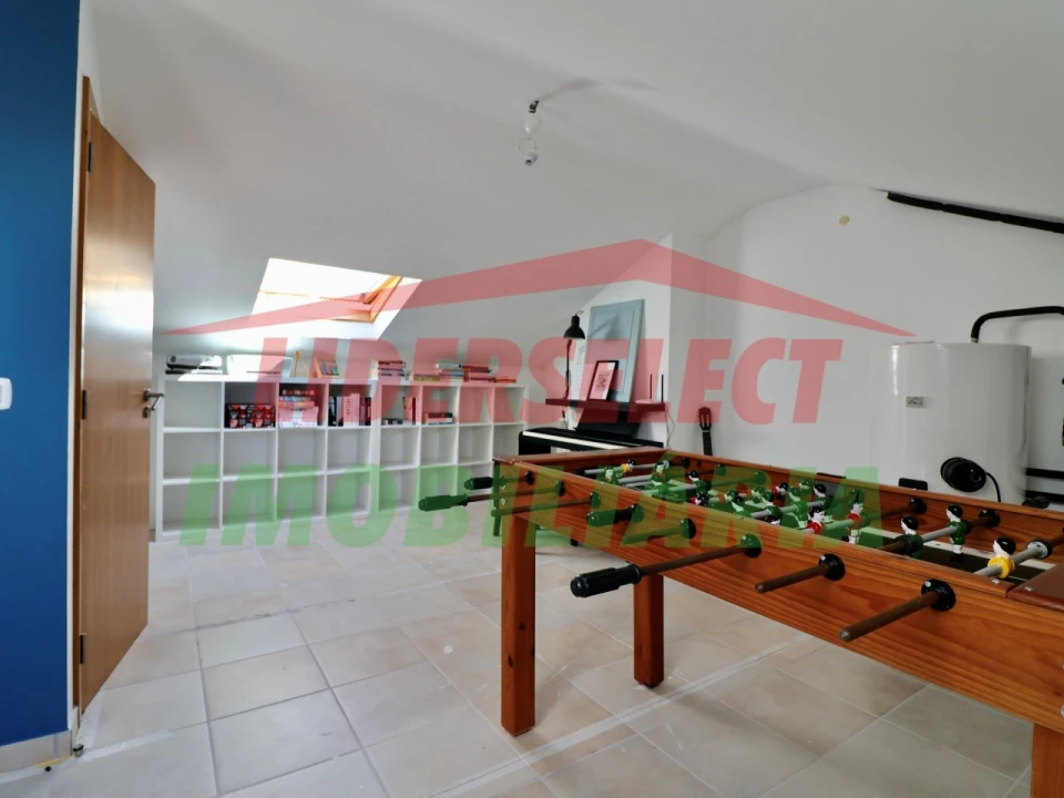 Moradia T3 para Venda em Silveira Foto 18