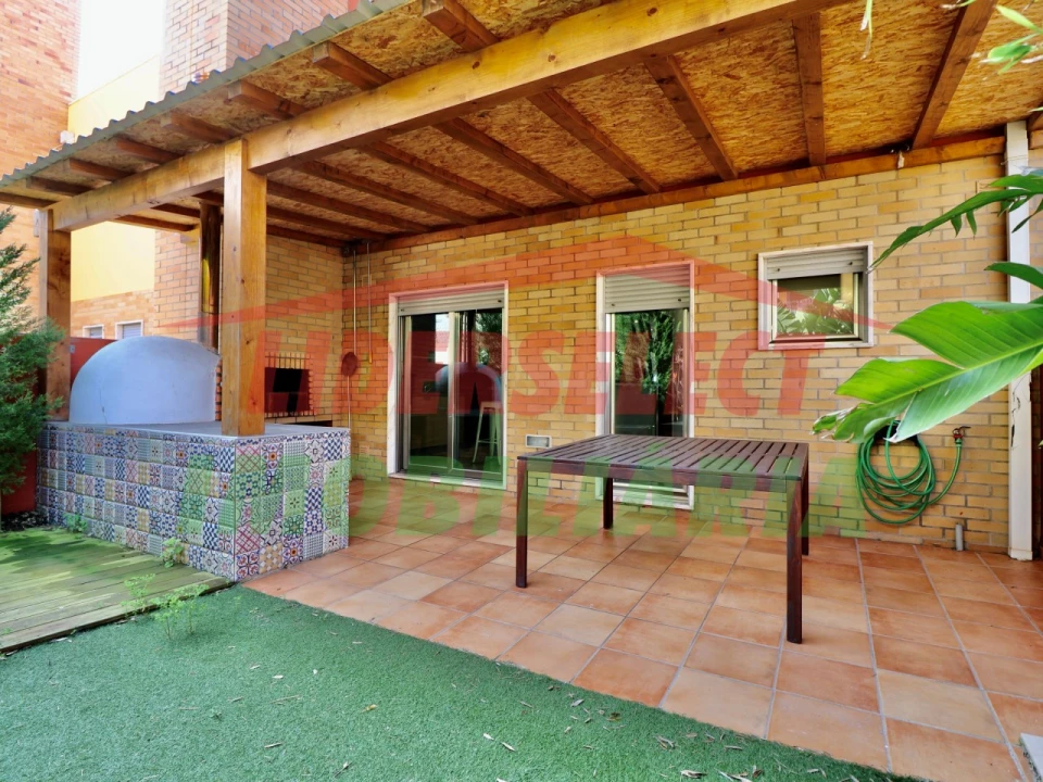 Moradia T3 para Venda em Silveira Foto 25