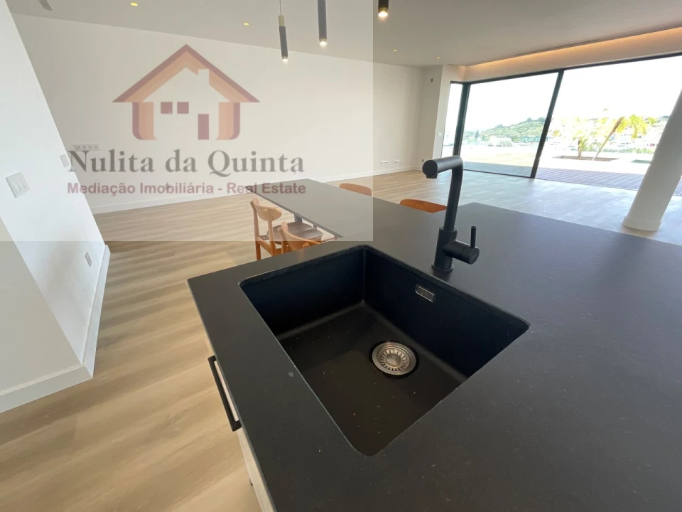 Moradia T5 para Venda em Albufeira e Olhos de Água Foto 25
