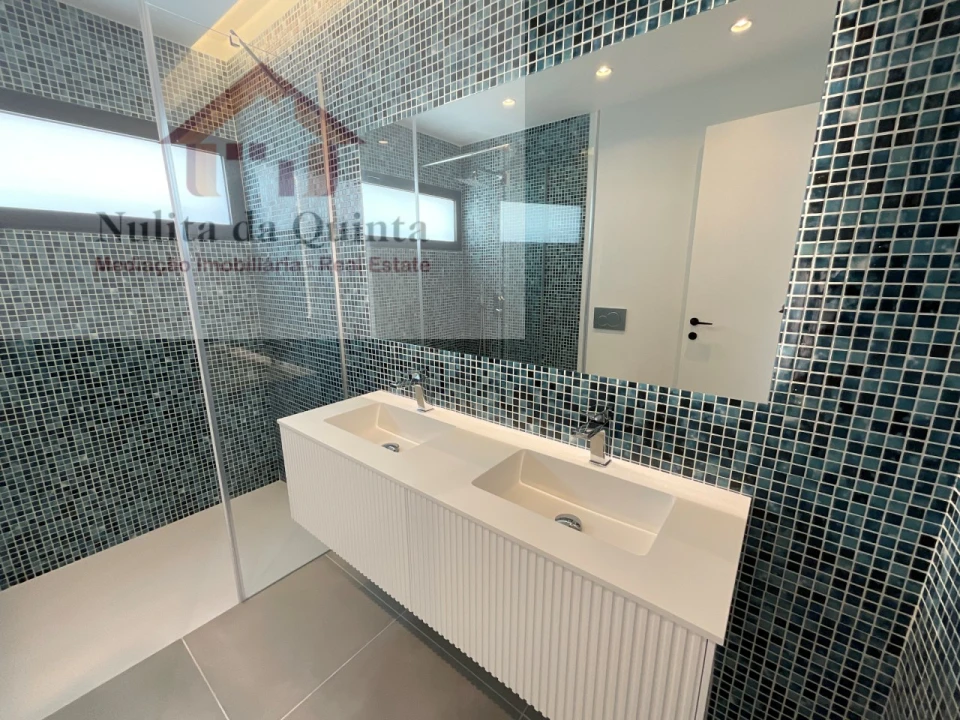 Moradia T5 para Venda em Albufeira e Olhos de Água Foto 45