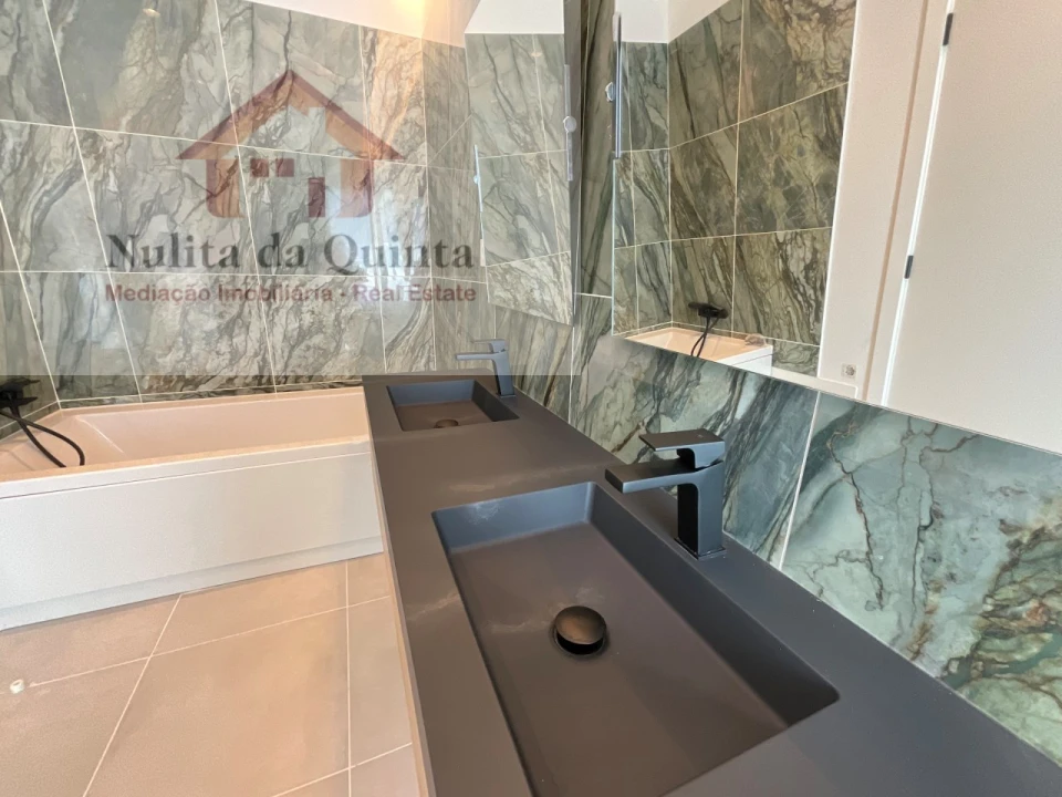 Moradia T5 para Venda em Albufeira e Olhos de Água Foto 51