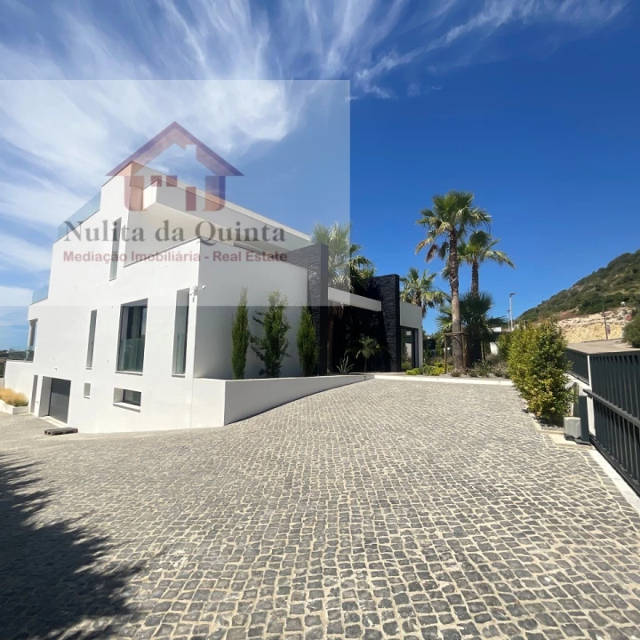 Moradia T5 para Venda em Albufeira e Olhos de Água Foto 24